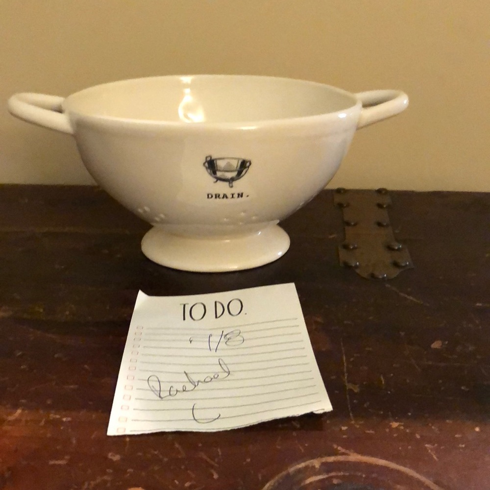 Icon colander
